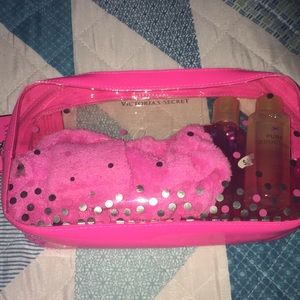 Victoria’s Secret Indulge Me Ultimate Spa Kit